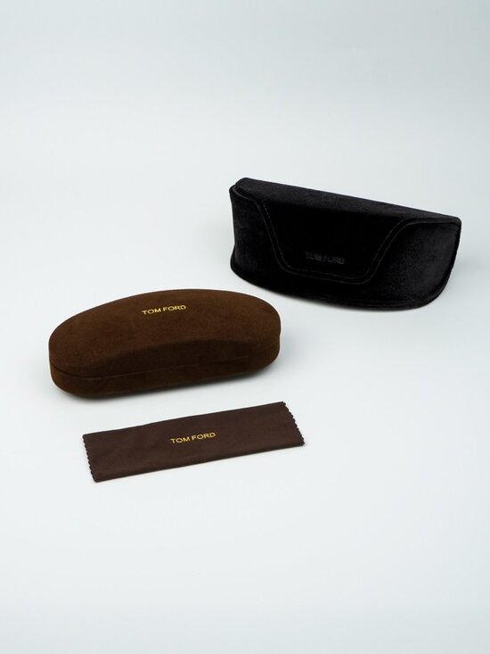 Tom Ford AURORA Women’s Sunglasses Black Smoke Oversized Square FT1194 01A main image 10